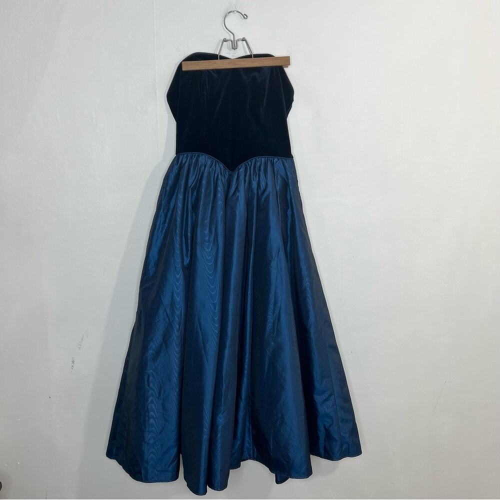 Vintage Laura Ashley Jewel Midnight Blue Velvet Strapless Prom Gown Dress Size 8